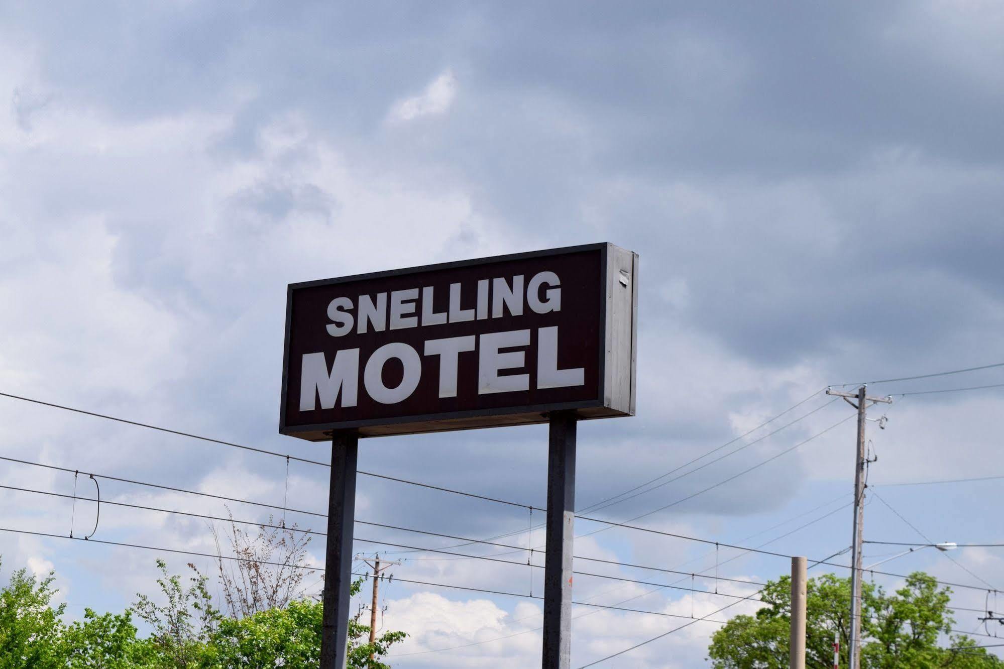 Snelling Motor Inn Mendota Exterior photo